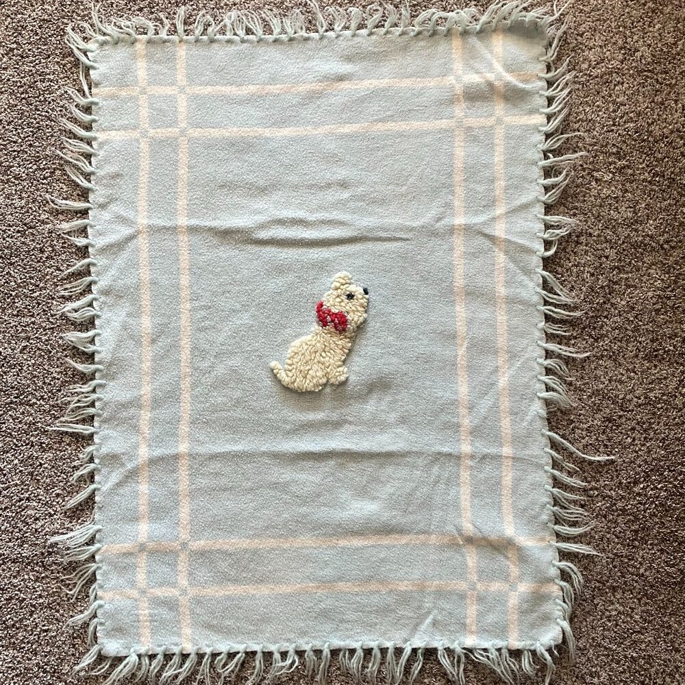 Vintage 1940's-1950's Baby Pepperell Blue Baby Crib Blanket with Dog